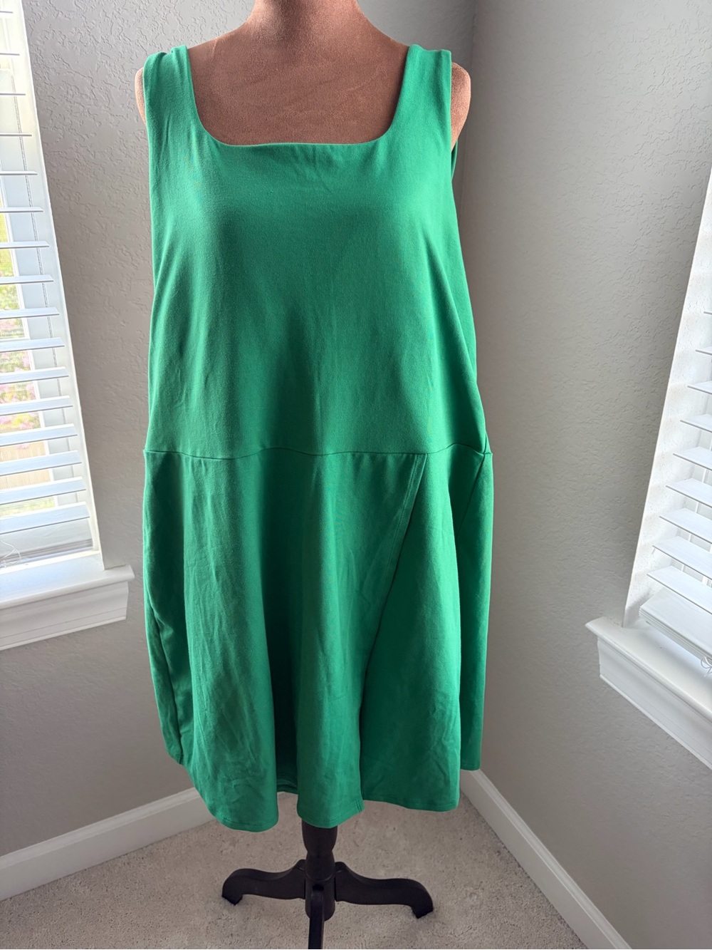 Old Navy Bright Green Sleeveless Midi Dress